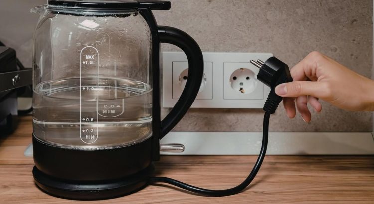 Refaire l’électricité avant de rénover une cuisine